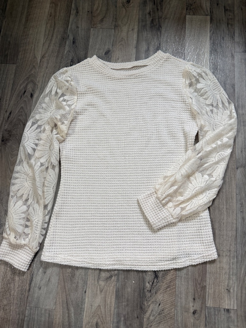 Women's Cream Textured Knit Top with Lace Puff Sleeves